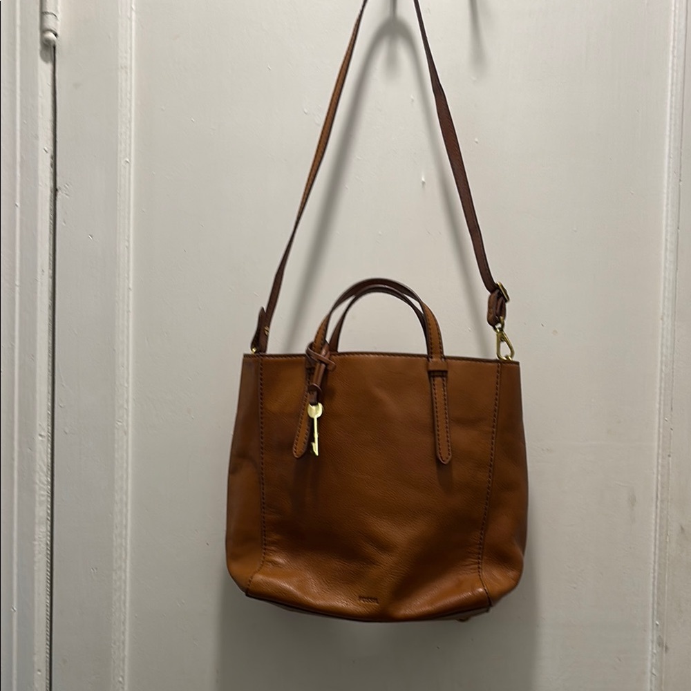 Fossil Brown Shoulder Bag with Relaxed Silhouette